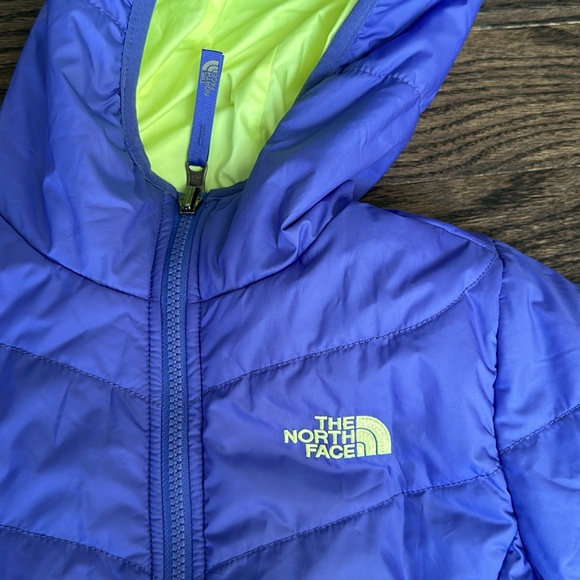 Girls reversible The North Face jacket - Picture 2 of 6